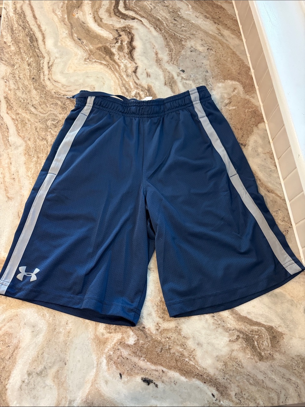 Under Armour boys Dark Blue Athletic Shorts with Gray Side Panels